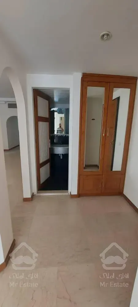 اجاره و رهن آپارتمان فرشته 200  متر شیک