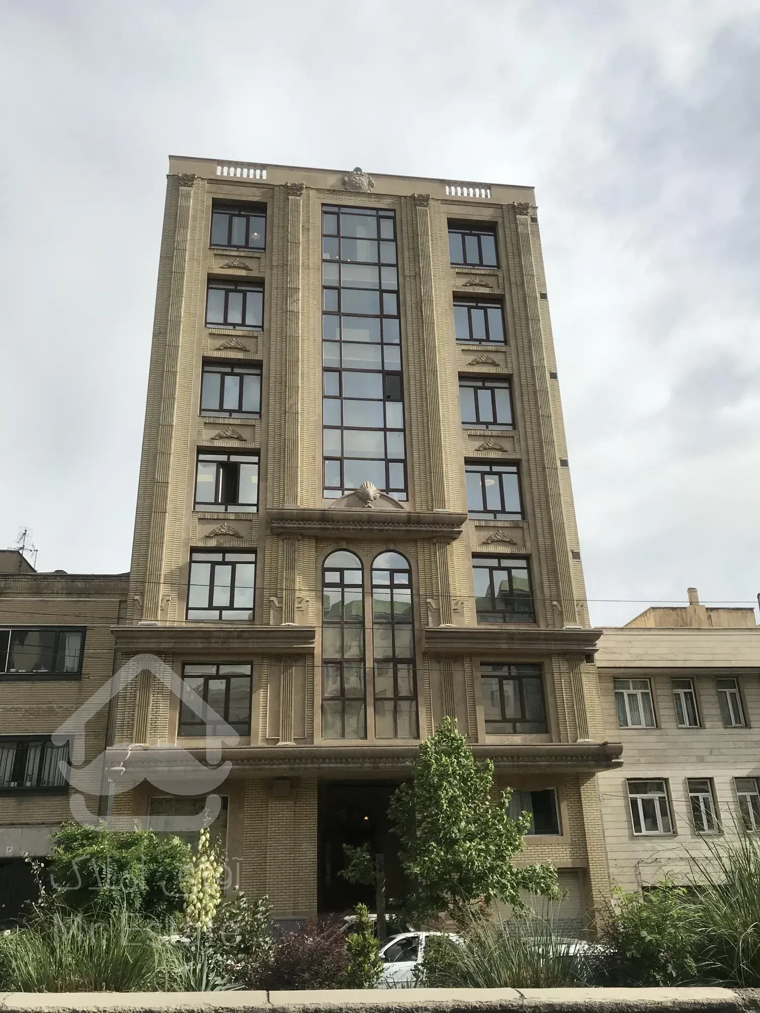 ۱۶۰ متر موقعیت اداری