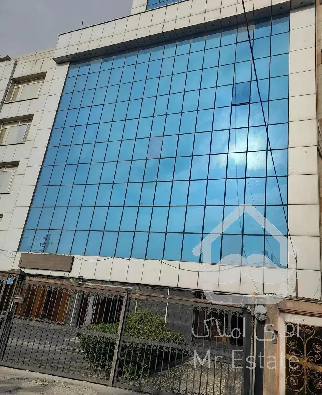 ۷۰متر مبله موقعیت اداری براتوبان حکیم