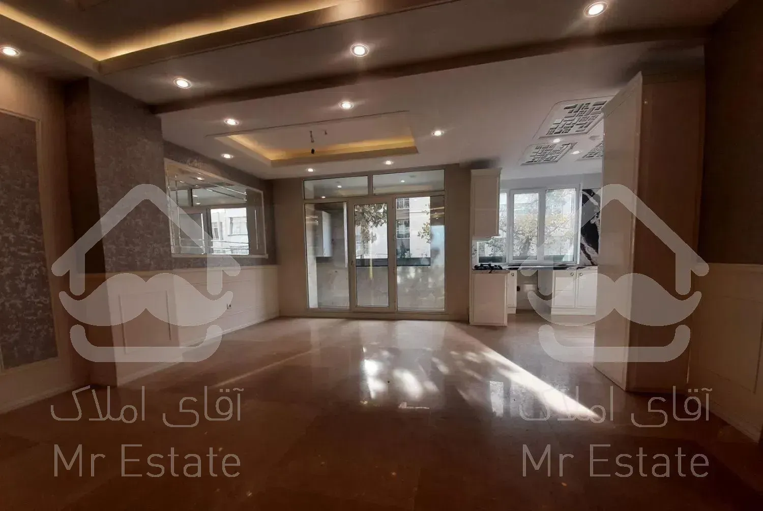 آپارتمان/ ونک /155متر/ 3 خواب /2 پارکینگ