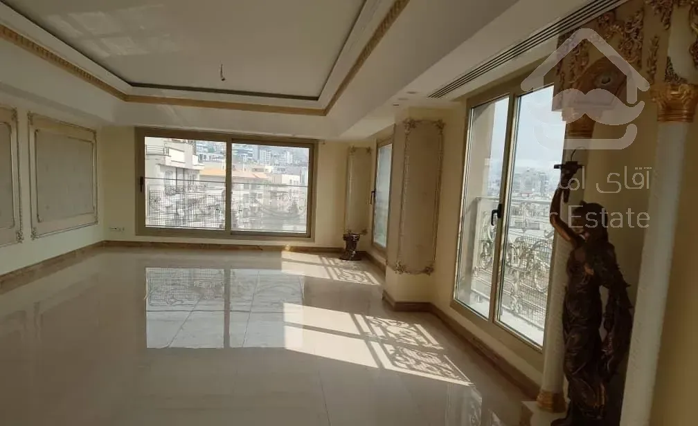 عمار  ۲۵۰ متر ۴ خواب برج باغ زیرقیمت طبقه ۷