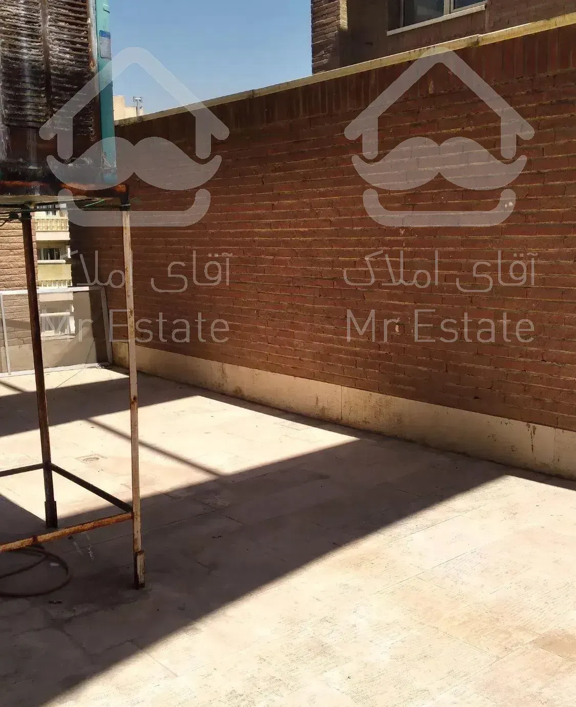 آپارتمان ۱۳۲متر پارکینگ تراس تخلیه