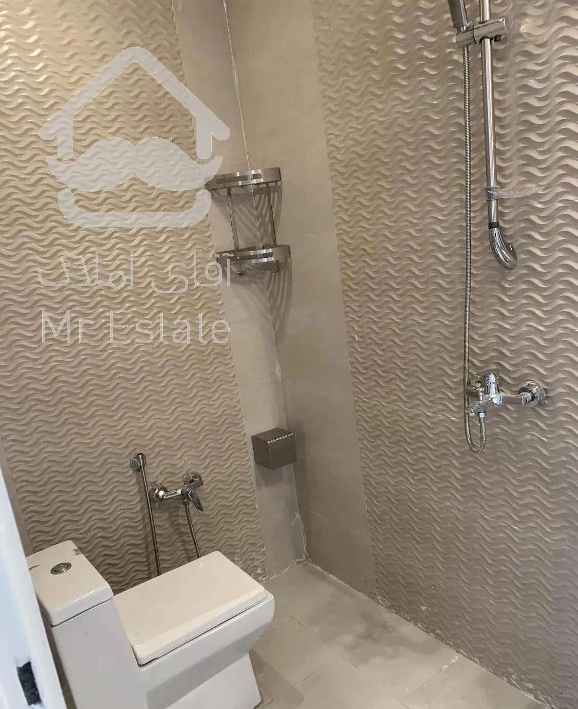 آپارتمان  ۱۳۸ متر سه خوابه