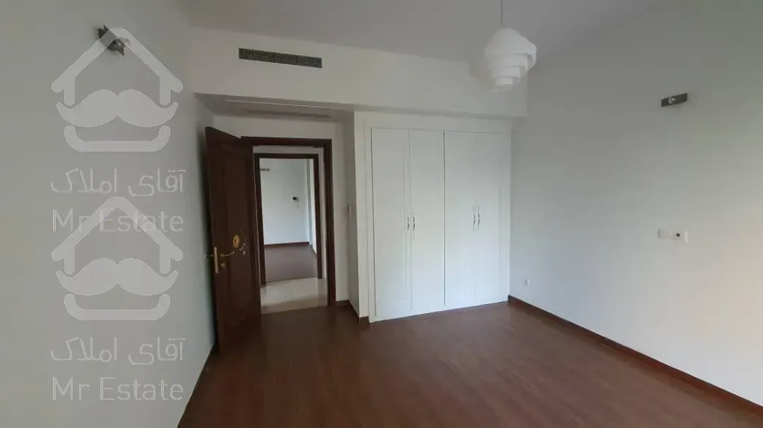 اجاره و رهن آپارتمان ولنجک 180  متر لوکس