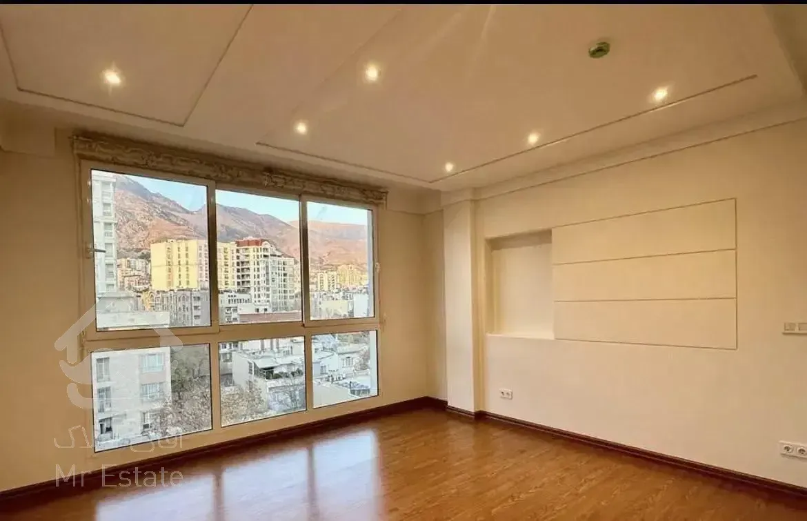 ۱۰۰ متر ۲ خواب / ۳ جهت نور / پاگرد مجزا