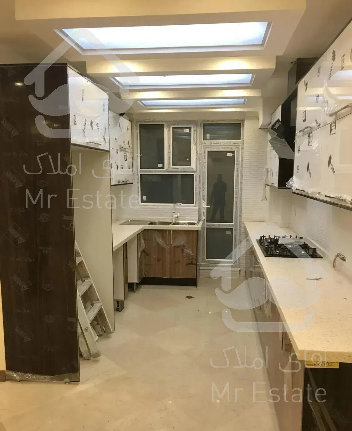 اپارتمان ۶۱ متری- ۱ خواب - قدرالسهم دار