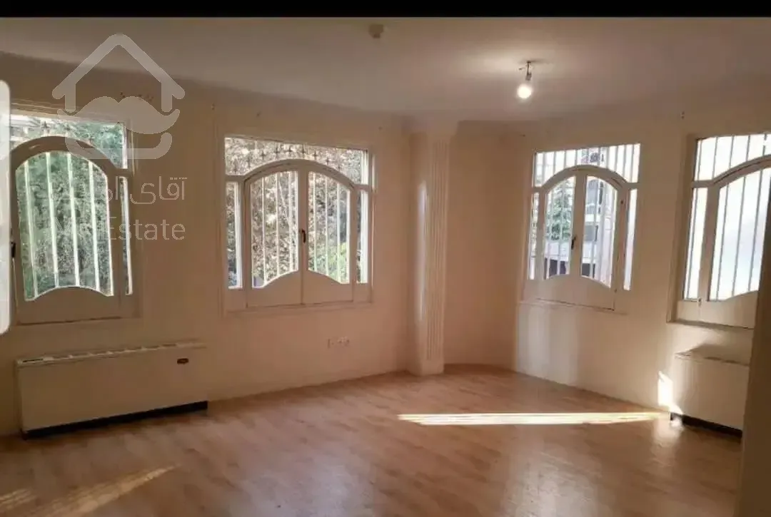 ۹۵ متر ۲ خوابه شیک جردن ولیعصر مجرد یا هوم آفیس