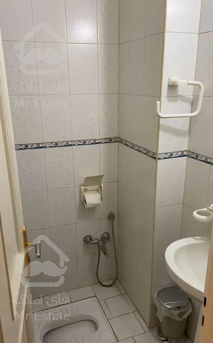 سعادت آباد صرافها ۸۰ متر دو خوابه رو به آفتاب