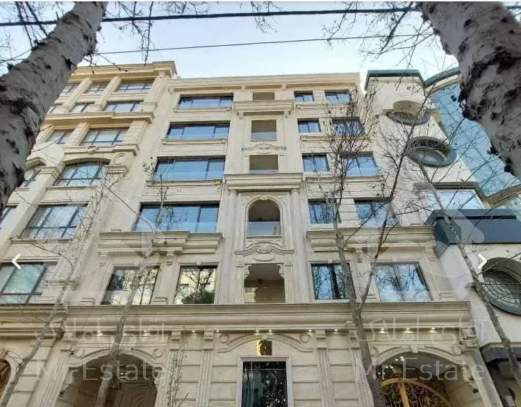 روبروی متروشریعتی۱۴۰متر۳خواب کلید نخورده