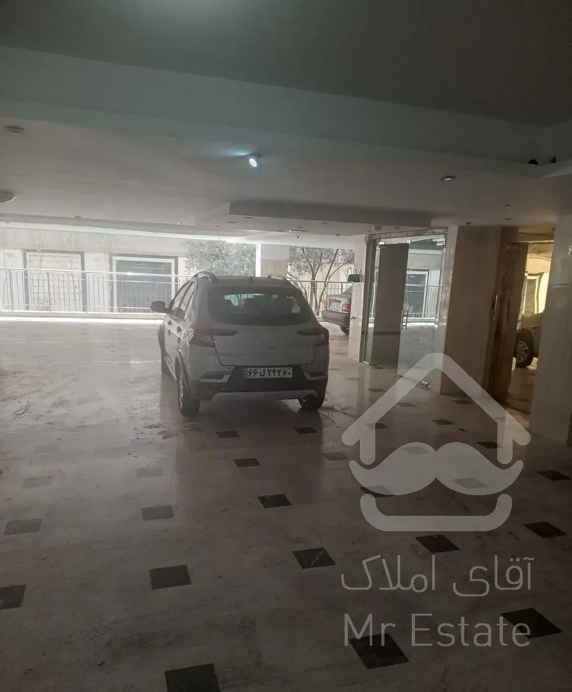 کریمخان نجات الهی 56متر یکخواب رو به آفتاب