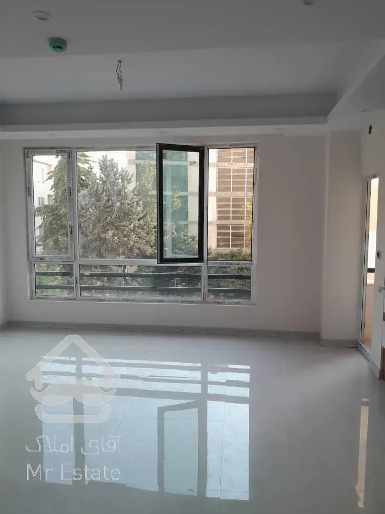 آپارتمان 100 متری، نوساز