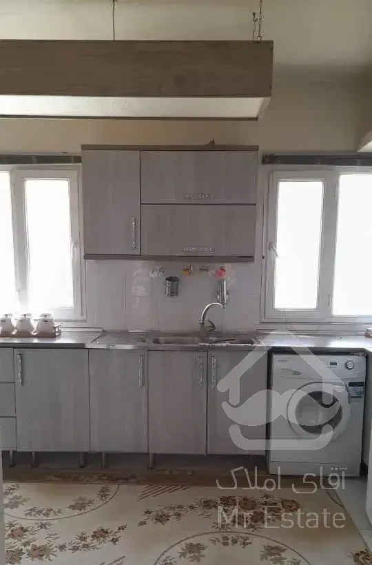 آپارتمان ۹۰ متر / دو خواب / با پارکینگ