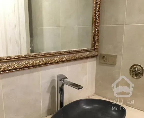 فروش ٢ واحد ١٥٠متری با ٤ پارکینگ