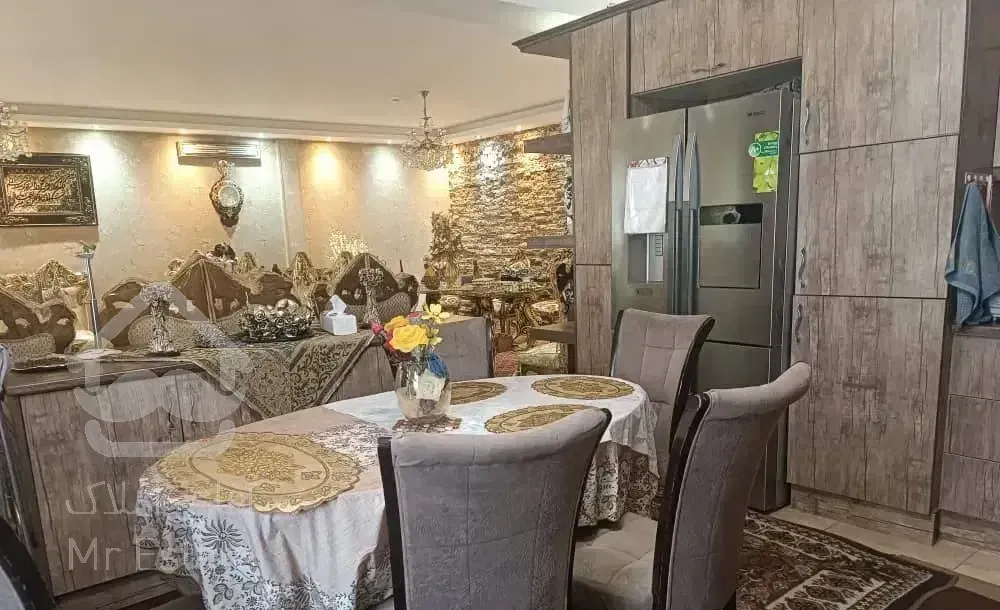 فروش واحد ۱۴۰ متری در چهار راه حافظ