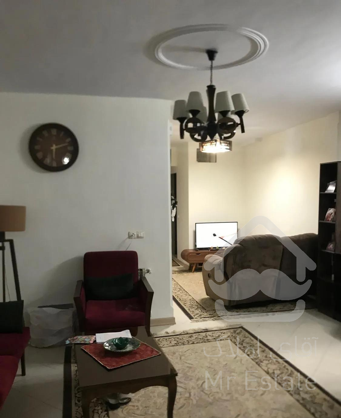 ۷۰مترسه خواب پارکینگ دار طبقه اول تک واحدی اشتیانی