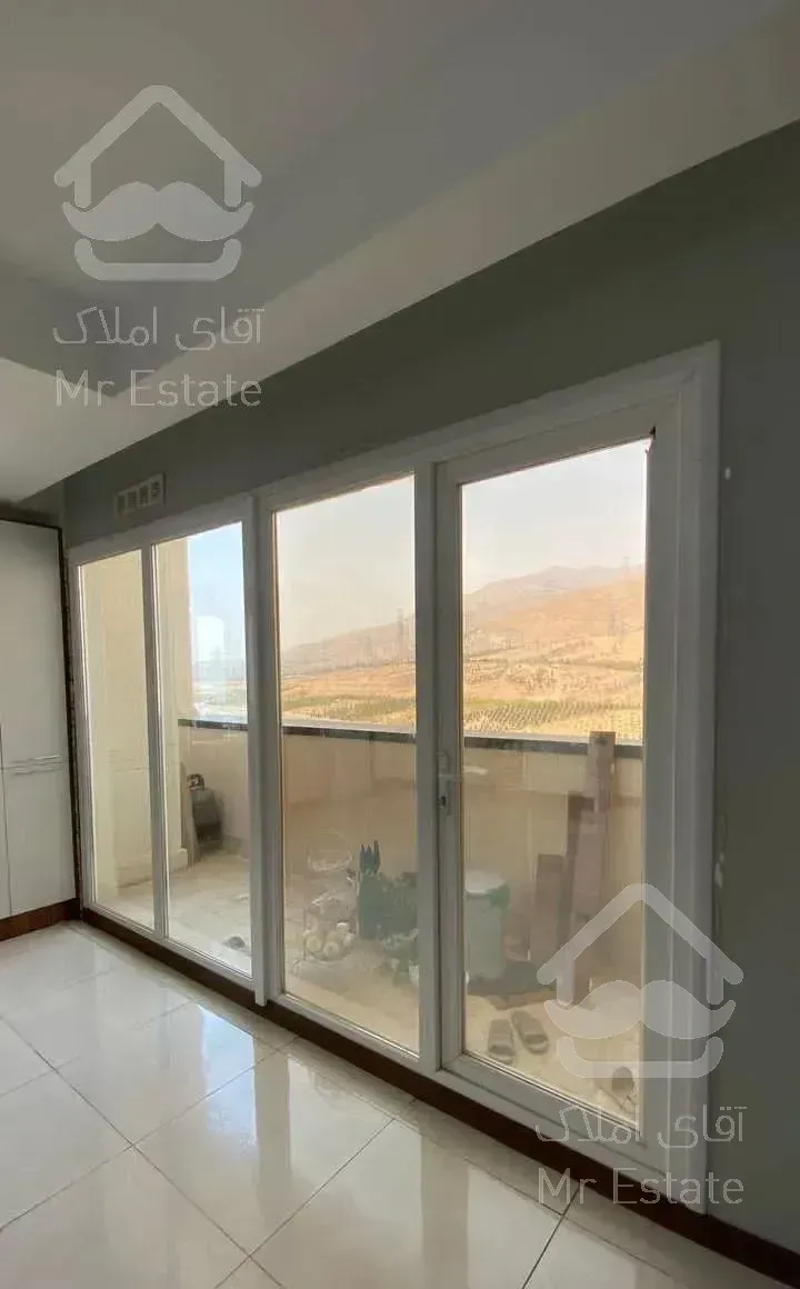 ۱۵۷ متری لابی ۲۴ ساعته سه خوابه همراه حمام مستر