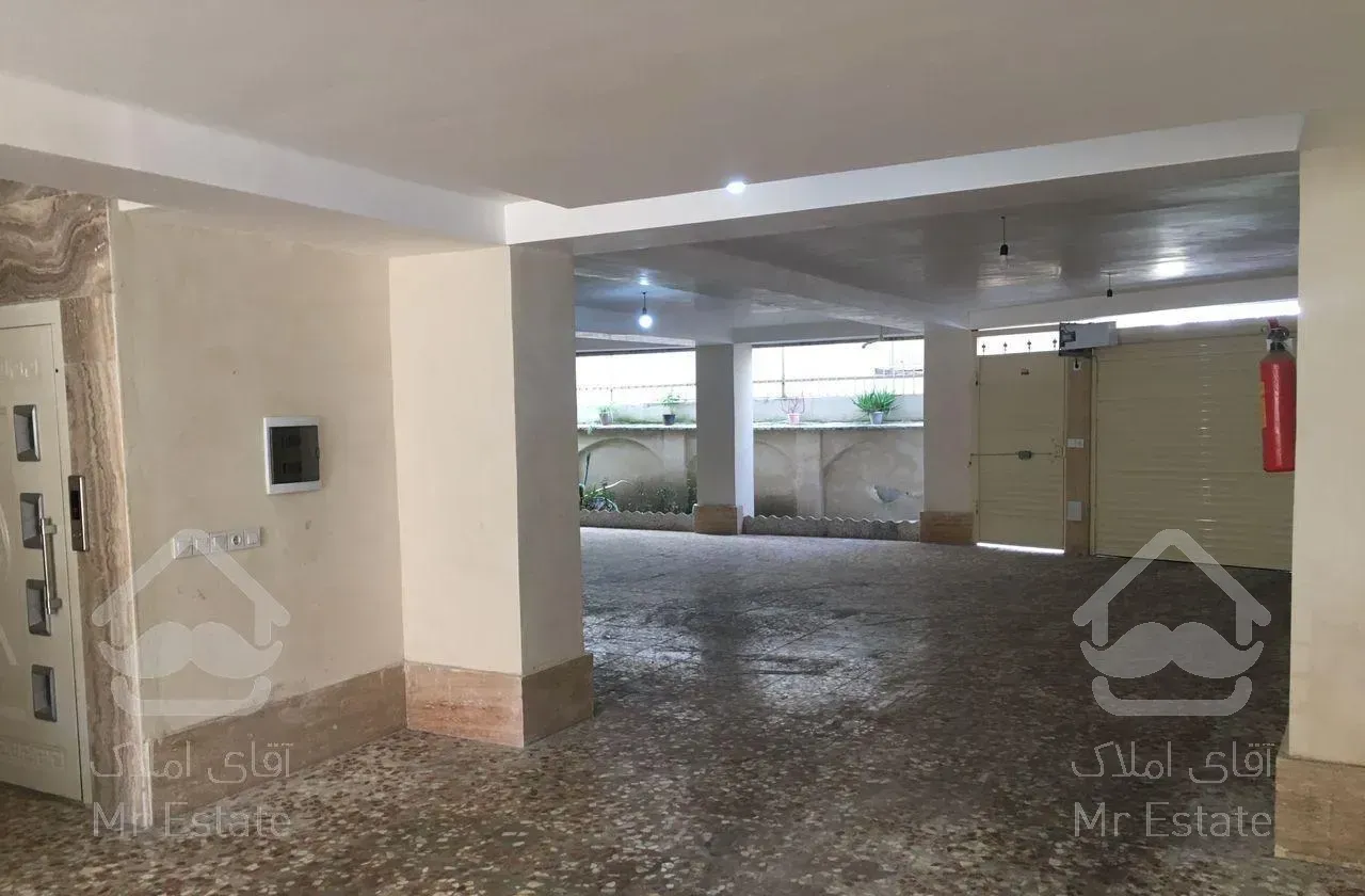 آپارتمان ۱۳۵‌ متری امام رضا ۳ خواب