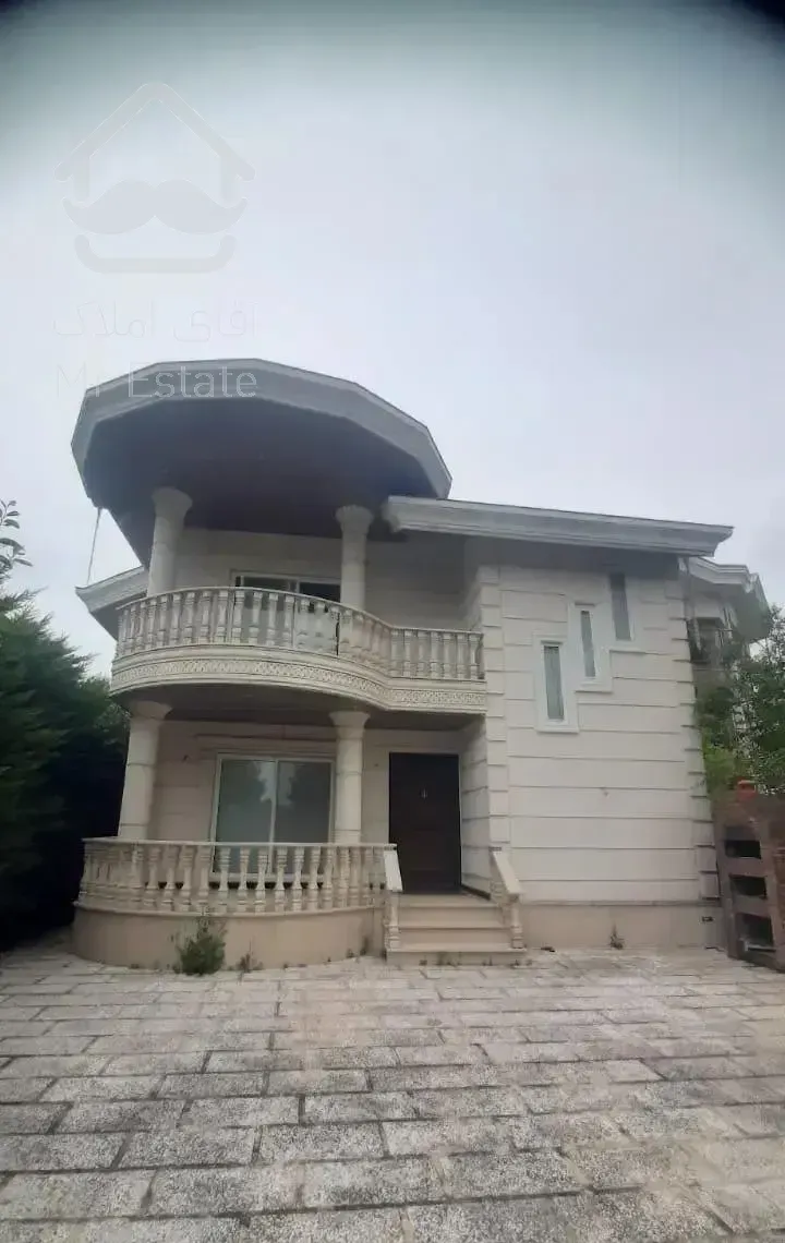 150متر ویلا دوبلکس ساحلی چالوس