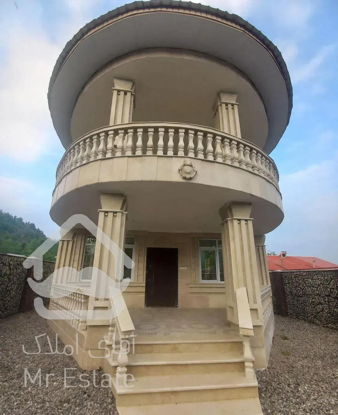 ویلا//۳۳۰//متری سند تک برگ جاده ماسوله