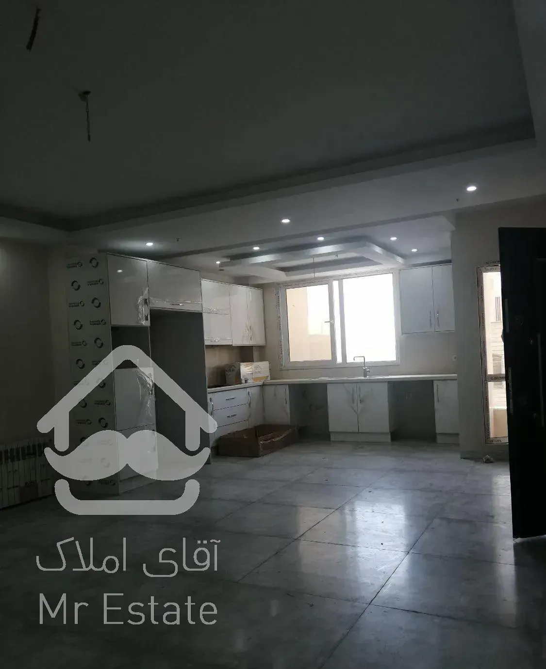 109 متر 2 خواب / درحال تخلیه / کوی بیمه