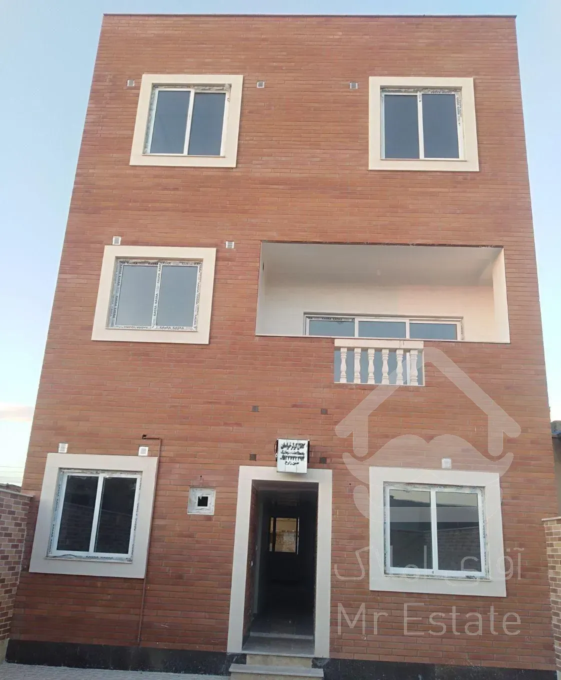 آپارتمان3طبقه شهرک ولیعصر 110متری130متری90متری