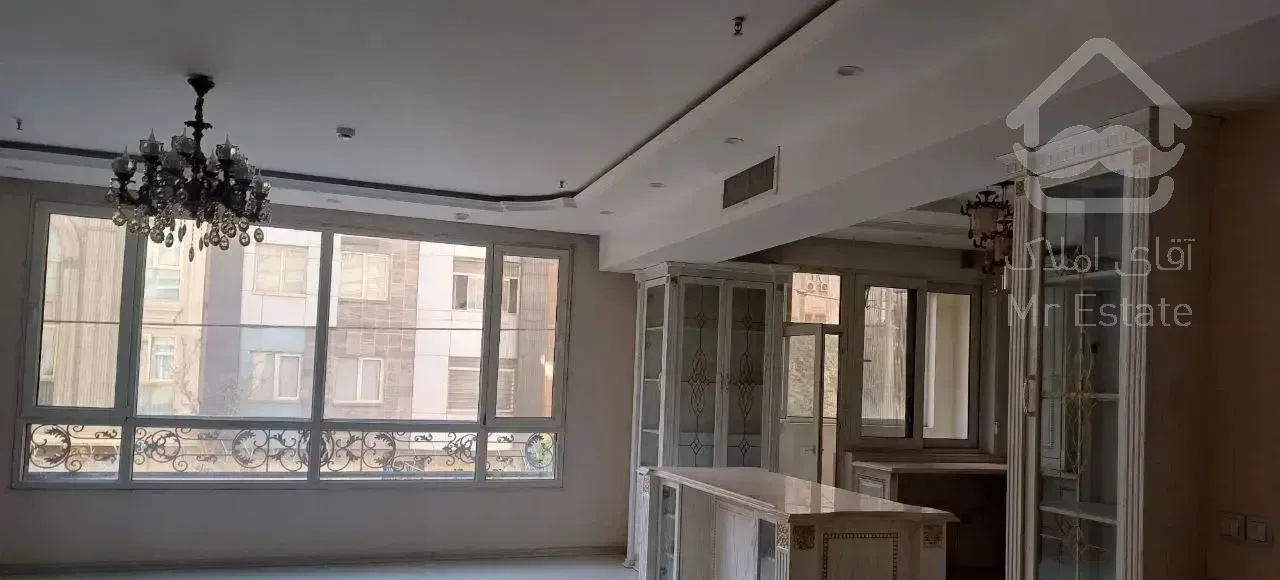 آپارتمان ۱۷۰متری *نوساز*جلال