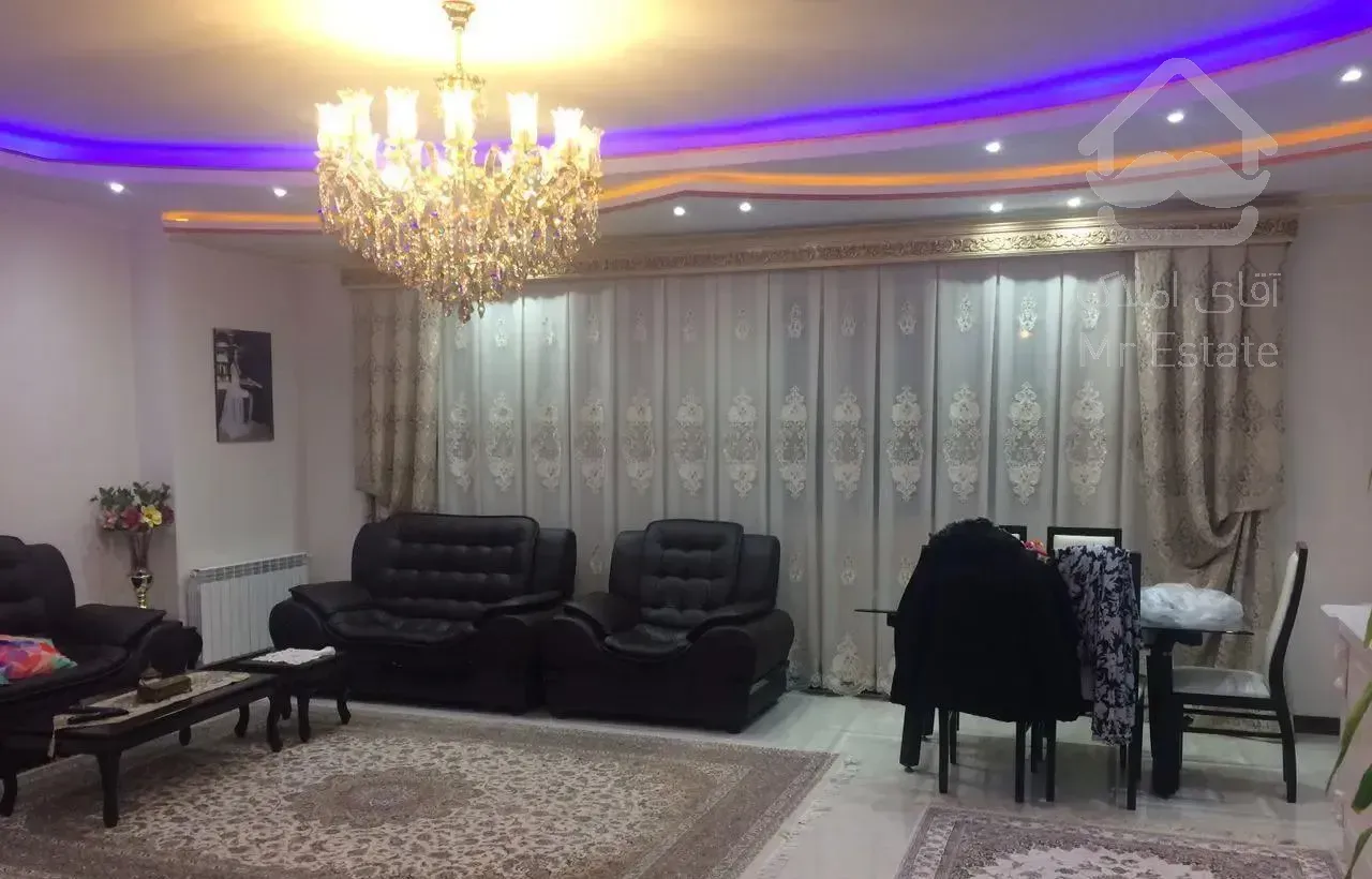 ۱۳۰متر ۳خواب/نوسازی شده/فول امکانات/روبه آفتاب