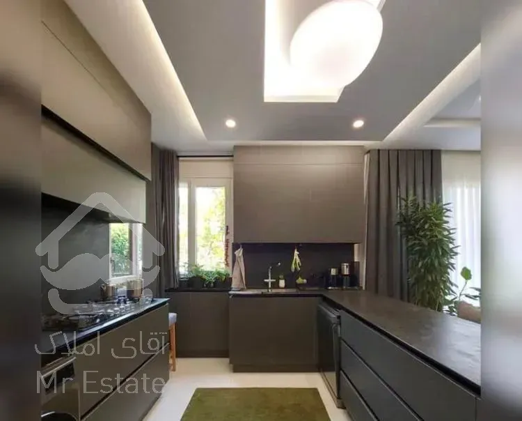 آپارتمان ۹۸ متر ظفر/ سراسر نور/ ورودی لابی