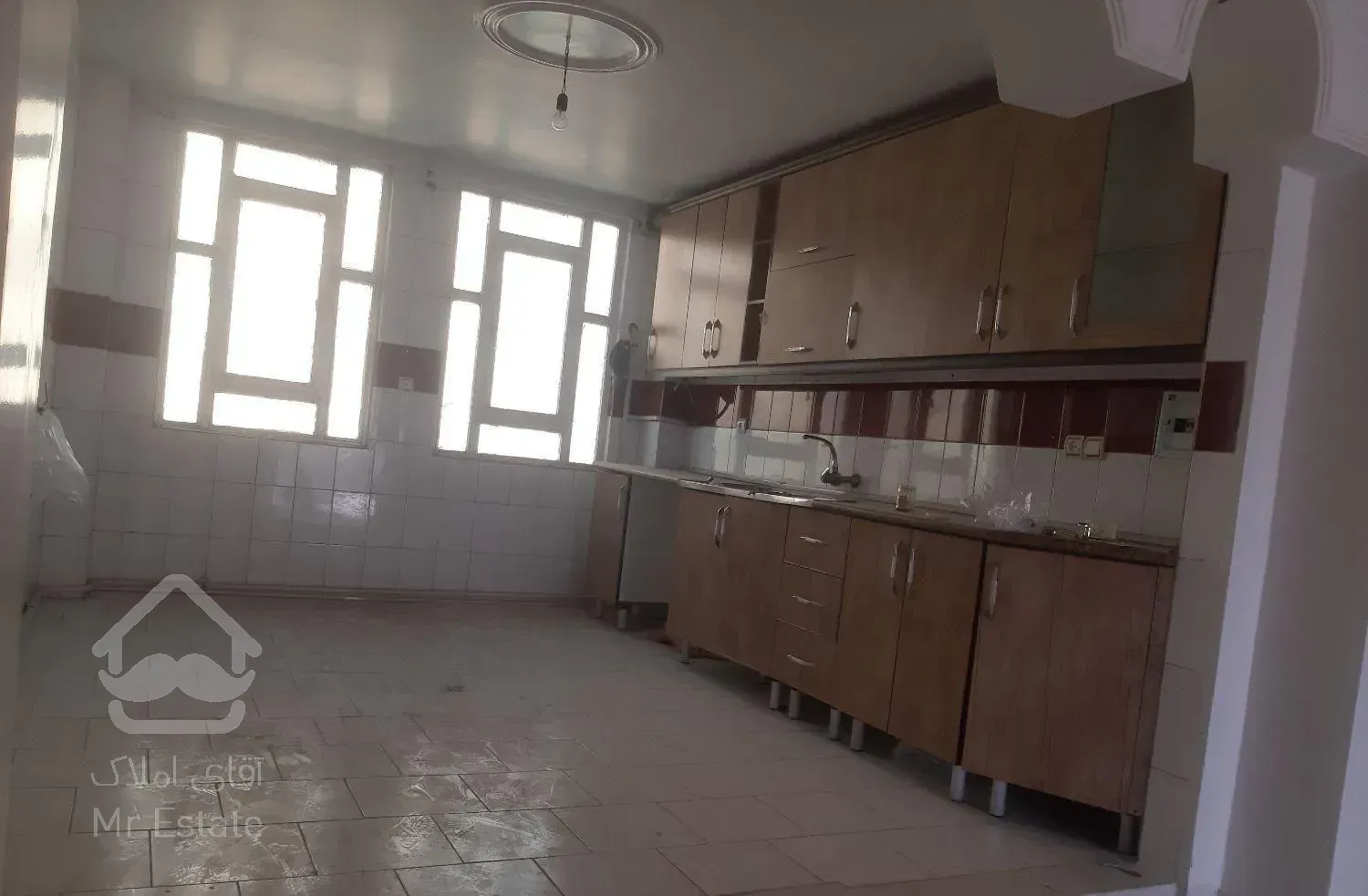 آپارتمان تک واحدی  شهرک امام خمینی