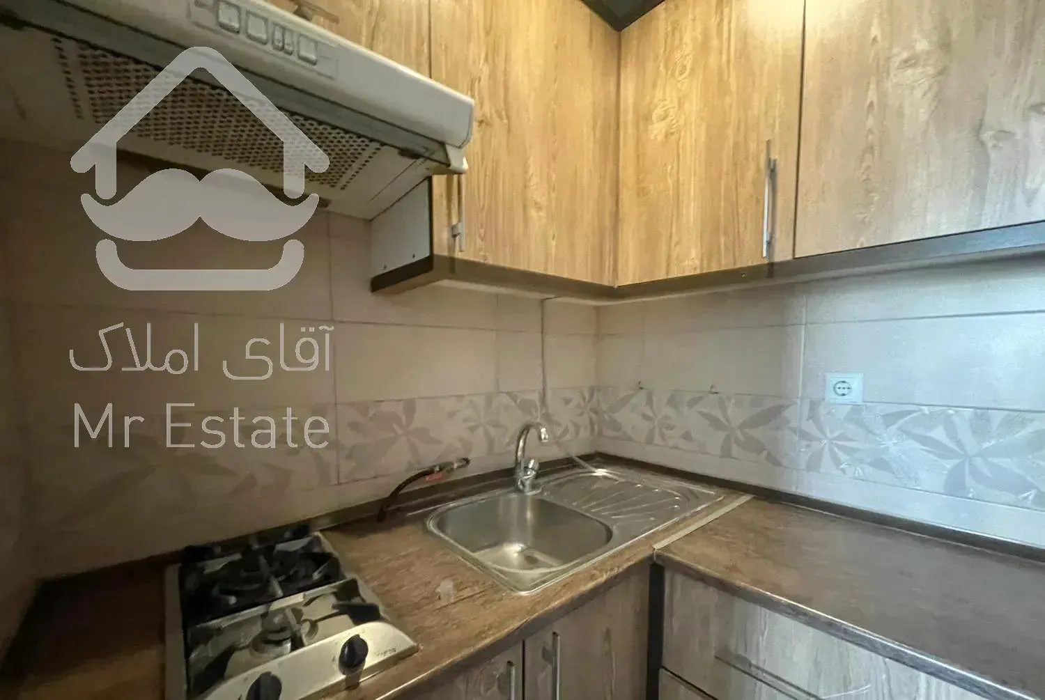 اجاره آپارتمان موقعیت اداری بر بلوار کوهک/ راه آهن