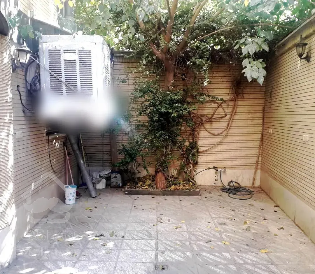 آپارتمان همکف با حیاط ۴ میلیارد