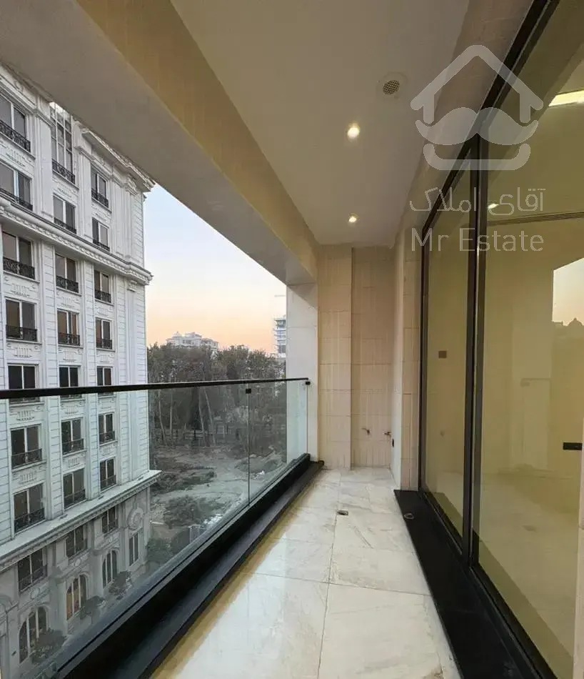 230متر 3خواب مستر فرمانیه/ مدرن نوساز/قابل تهاتر