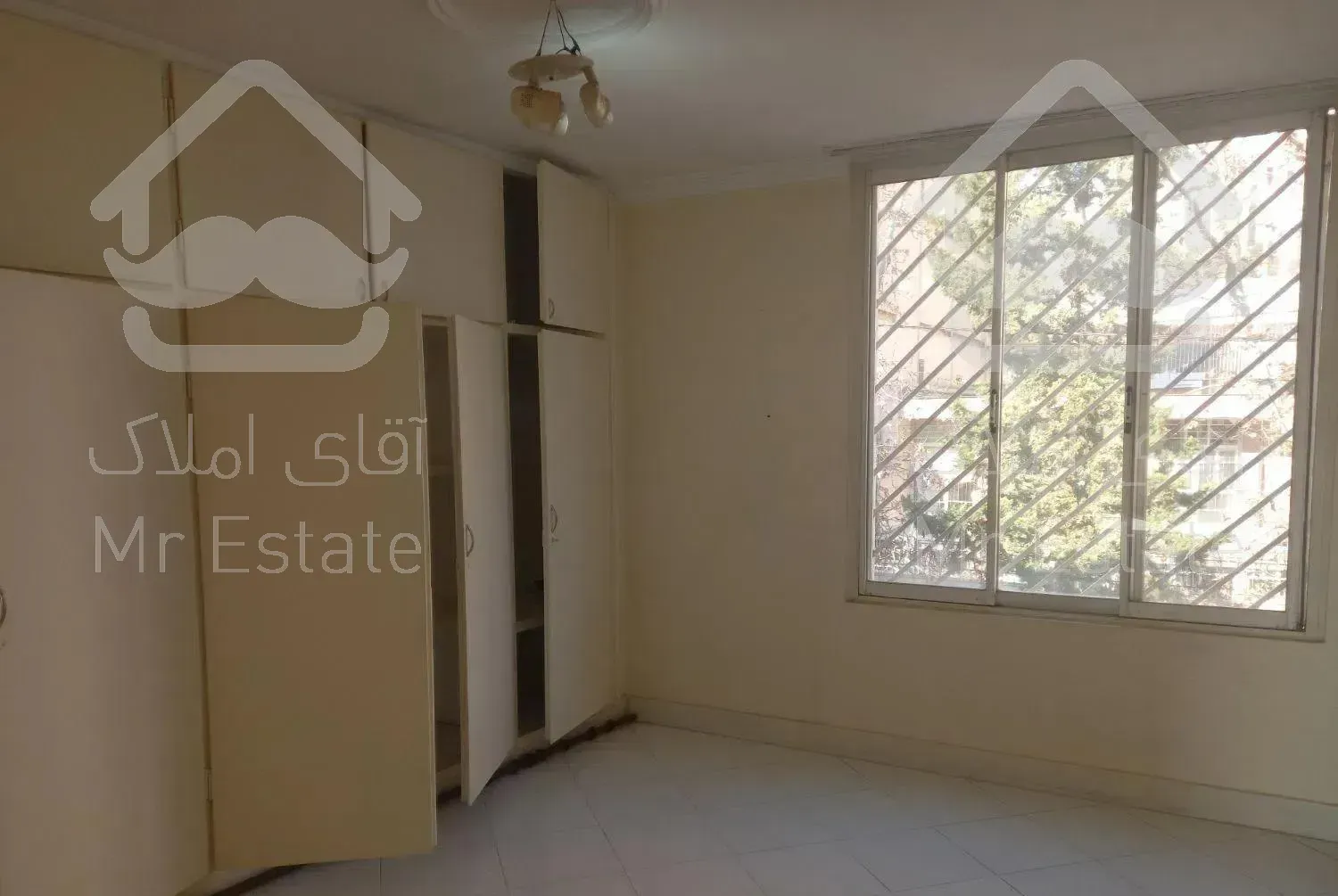 ۱۴۷ متر ۳ خواب تک واحدی مستر دار