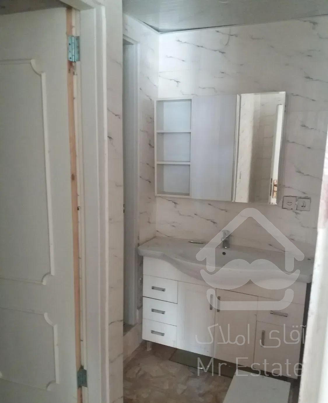 اپارتمان ۴ خوابه ولی عصر بالای زرتست