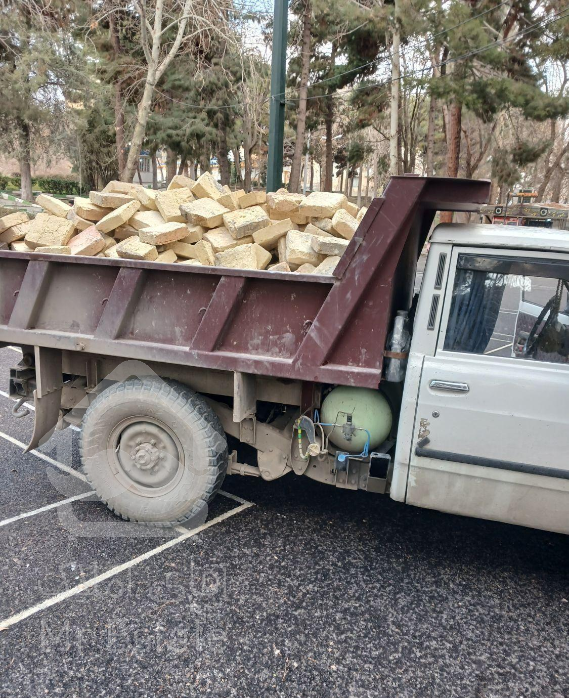 نیسان کمپرسی ماسه شن پوکه آجر خاک اهک