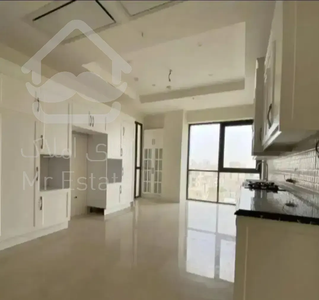 ۱۵۰ متر / ۳ خواب + مستر/ ۲ پارکینگ / زیر قیمت