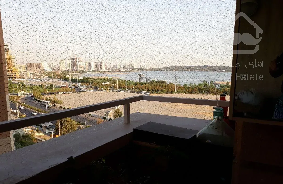 آپارتمان ۹۸ متر دو خواب در  لوکیشن