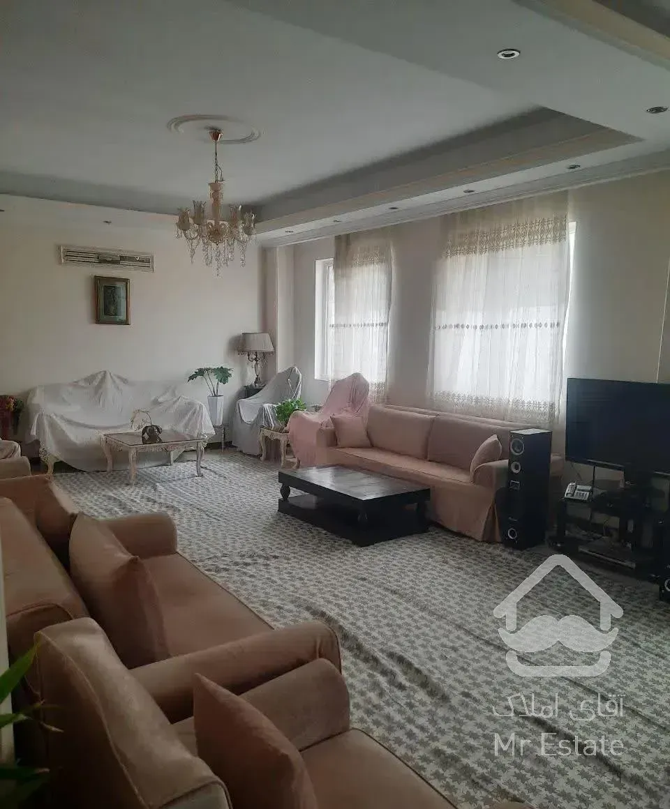 ۱۰۵ متر .سالن پرده خور . فول امکانات