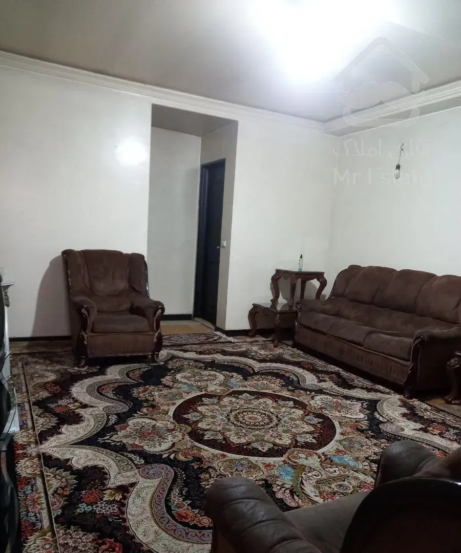 45متر نواب عباسی جنوبی پارکینگ دار