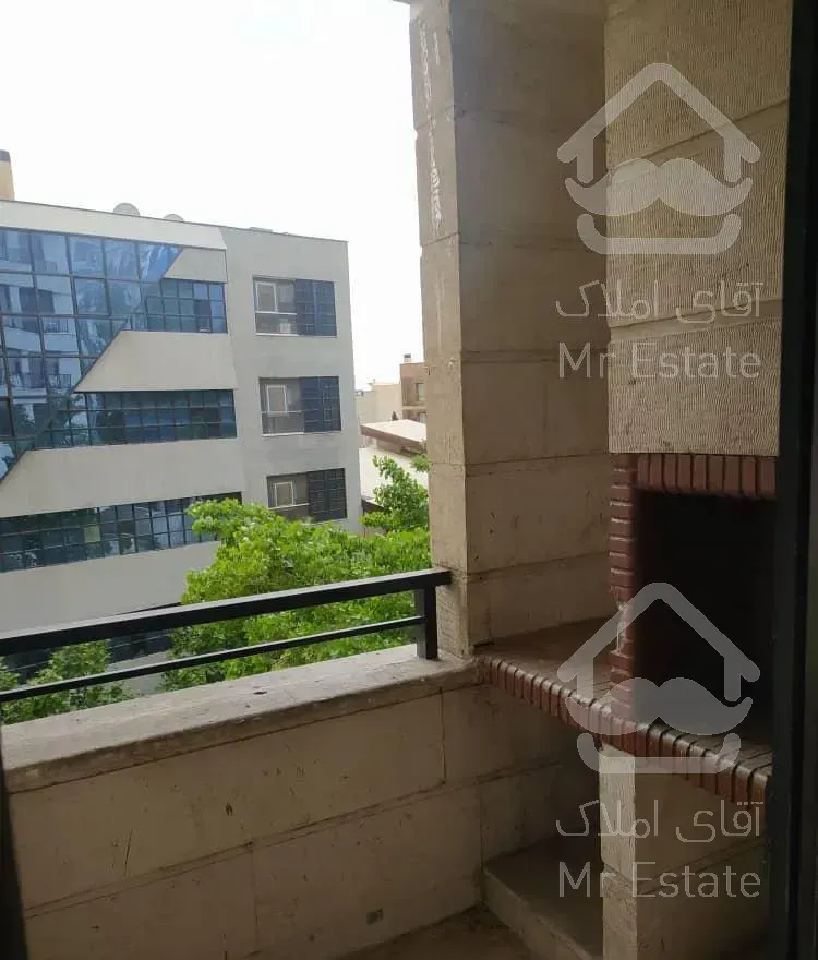 داراباد ١٣٠ متر ٣ خوابه فول امکانات