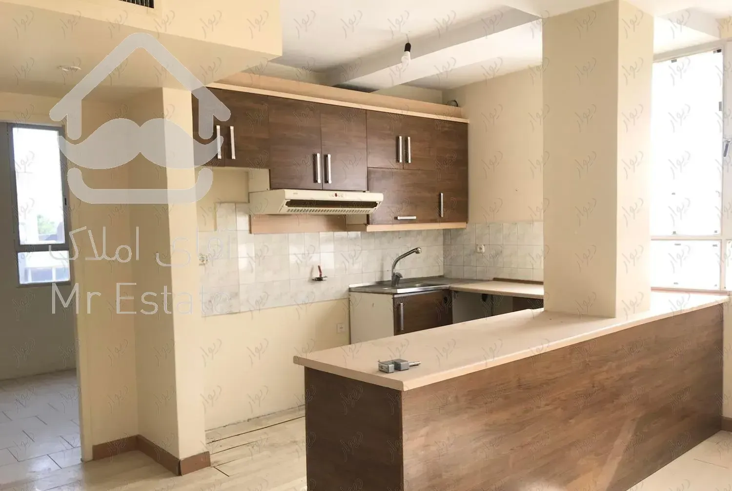 آپارتمان ۷۶متری تمدن (املاک کالج)