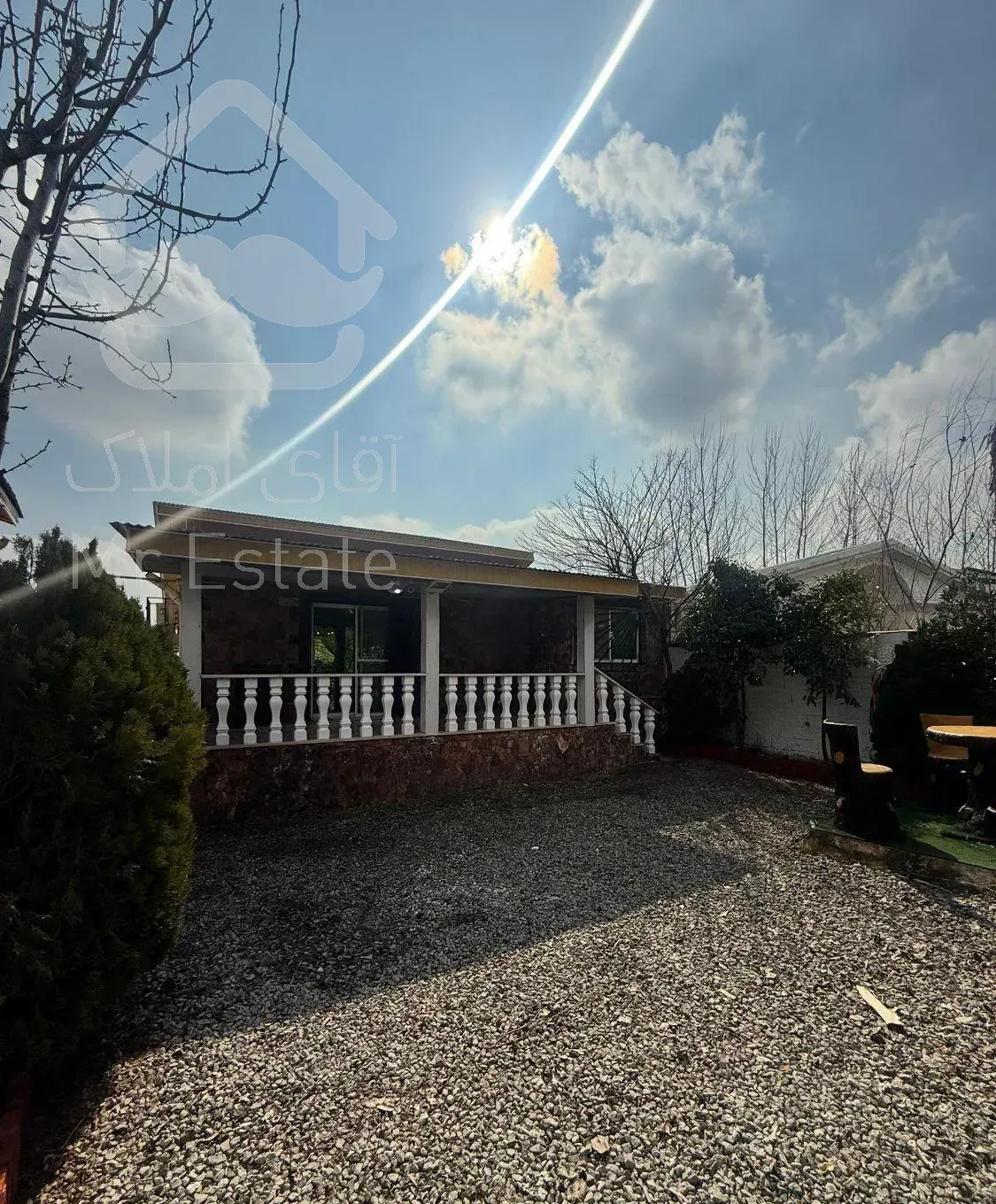 خانه ی روستایی مبله/سنددار/پروانه ساخت/۲۲۰متری*