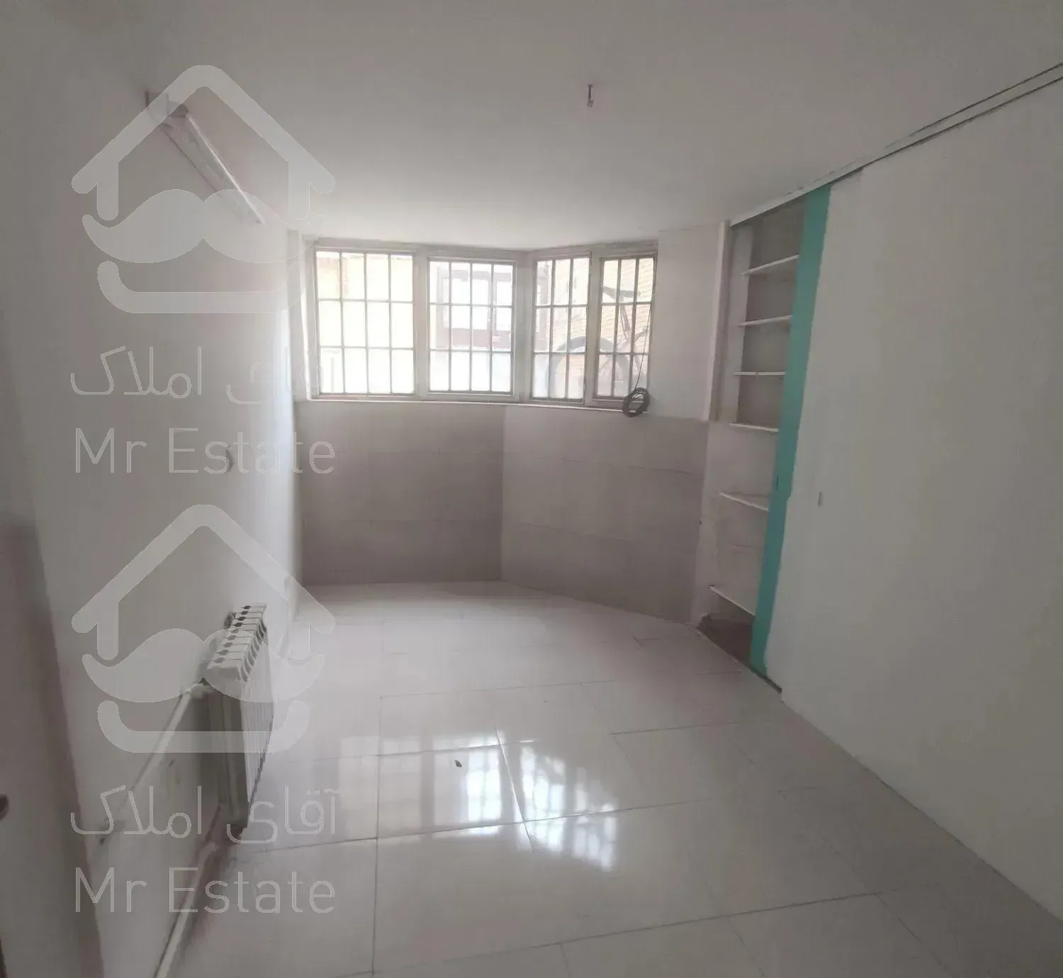 ۵۲متر همکف دارای یک خواب دارای حیاط خلوط