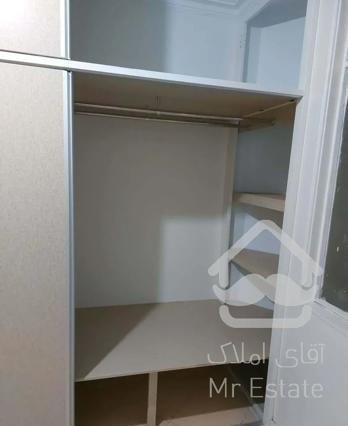 نصرت خ یوسف - ۶۲ متر - بازسازی شده - جاپارک