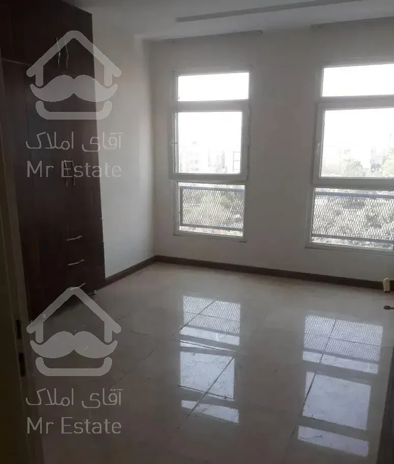 ۸۷ متر ۲ خوابه فول شاهین شمالی ۲ ساله