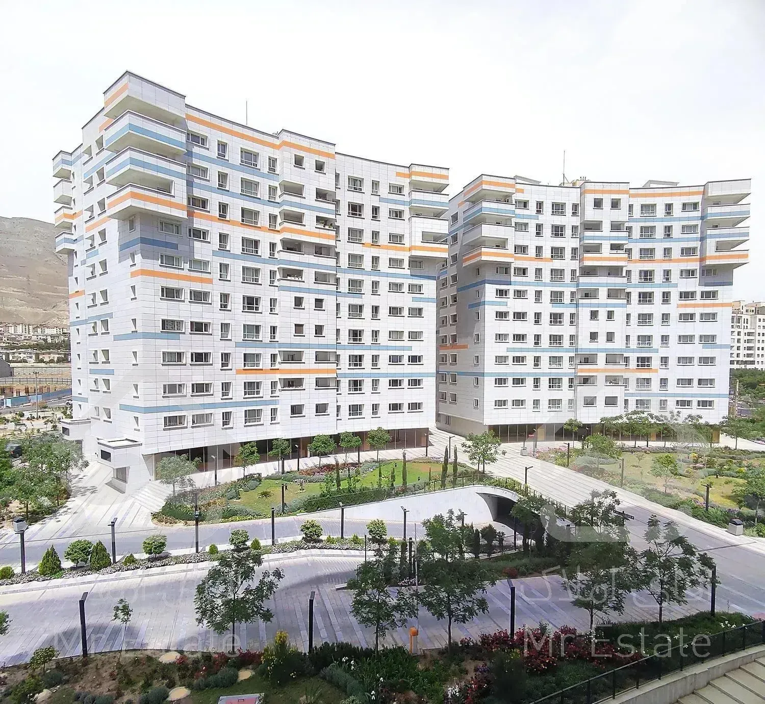 ۱۹۲متر ۳خواب سالن بزرگ/ همراه شهر