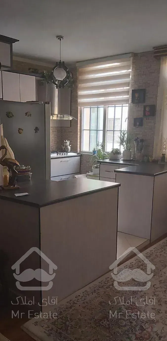 ۹۰ متر دوخوابه اسکندری شمالی فول نوسازی