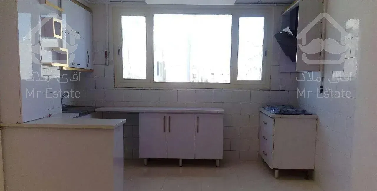 ۵۰ متر فاز یک اندیشه طبقه ۲