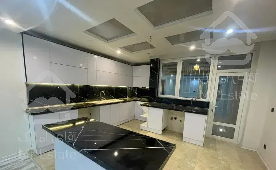 ۱۱۸ متر آپارتمان دلباز/فول امکانات/آلاله شرقی/سرو۴