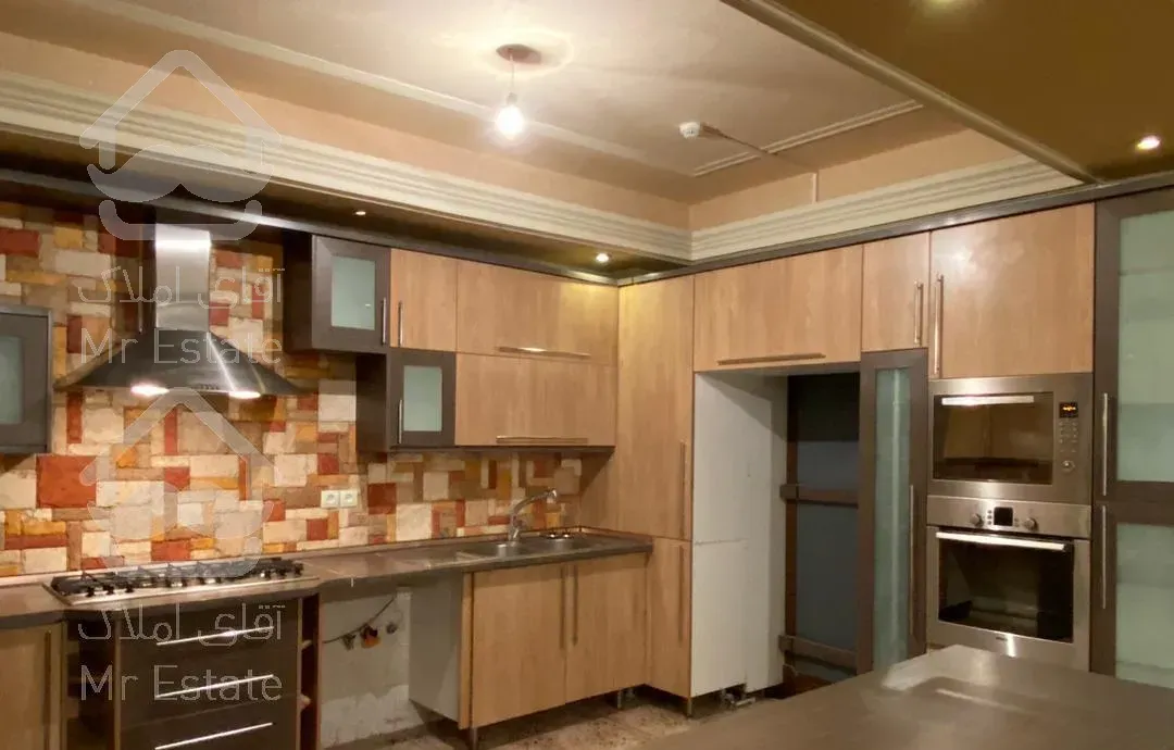 ۱۴۵ متری ، سه خوابه کوی فراز